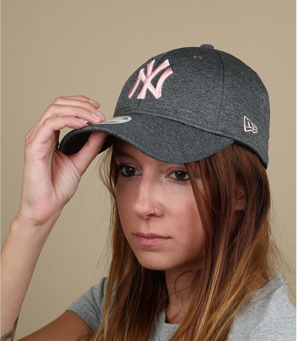 women grey pink NY cap Cap NY Woman Tech Jersey gray pink